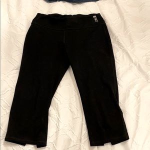 Tight workout leggings